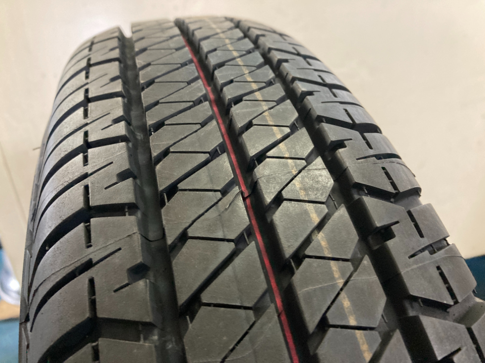 中古タイヤ)新車はずし極上品 22年製☆175/80R16 91S ブリヂストン DUELER H/T 684Ⅱ新品時ライン残り9.99分山 4本SET￥35000  ジムニー | 仙台市 泉区 泉タイヤサービス